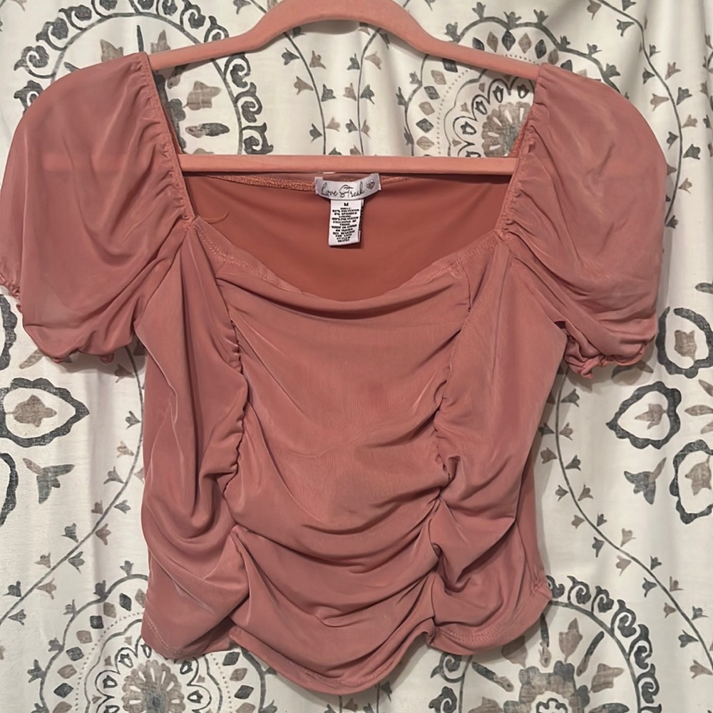 Pink mesh short sleeve top